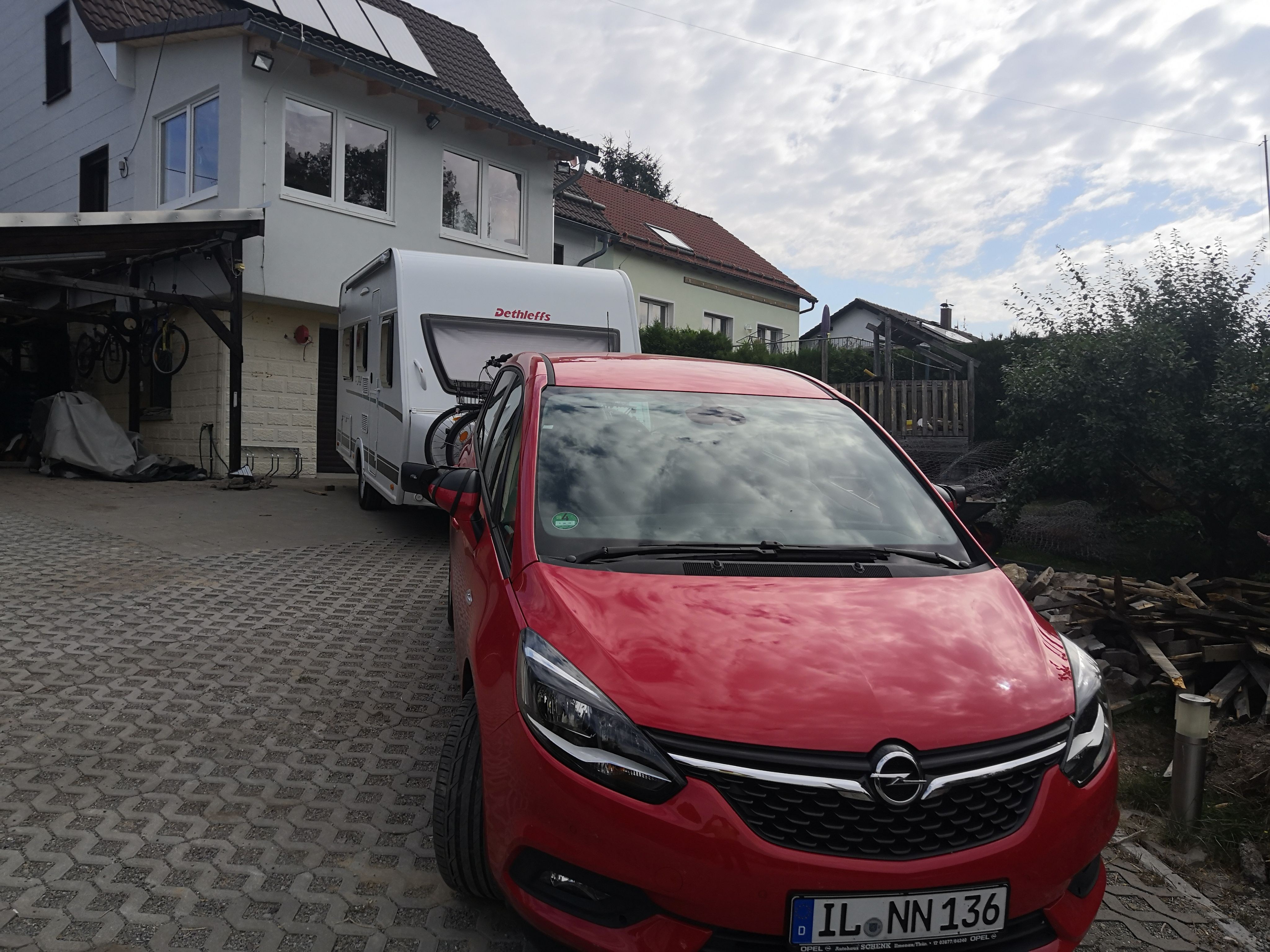 Aufbruch mit Schrankwand