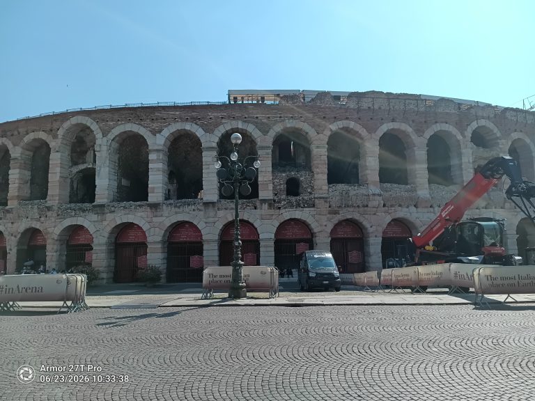 Verona: das Teil heißt Arena nicht Kolosseum